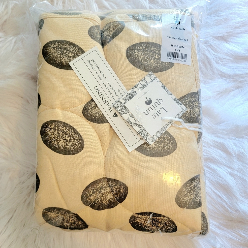Kate Quinn Vintage Footballs Circle Quilt